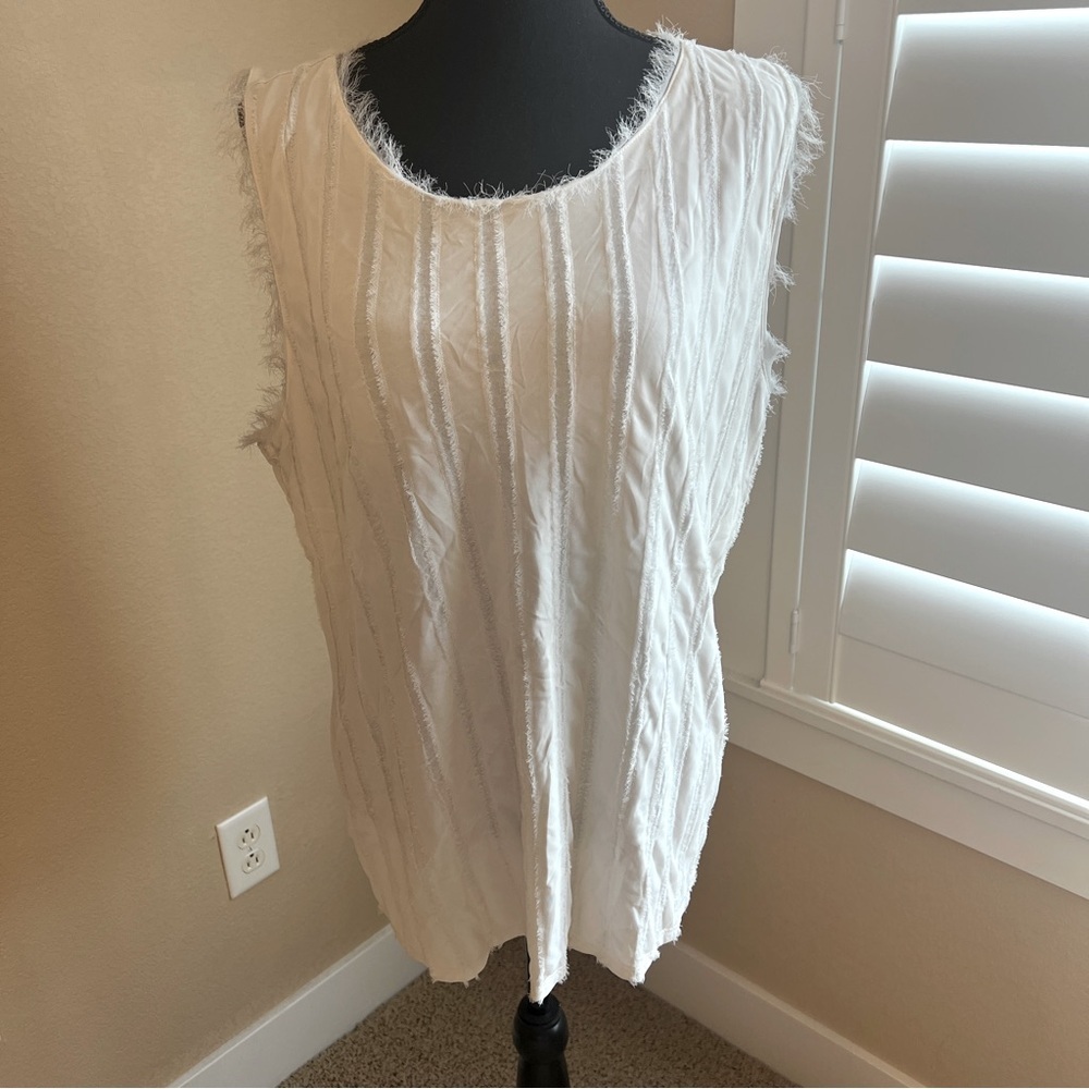 Banana Republic Fringe Trimmed Furry Cream Color Sleeveless Top Blouse I7